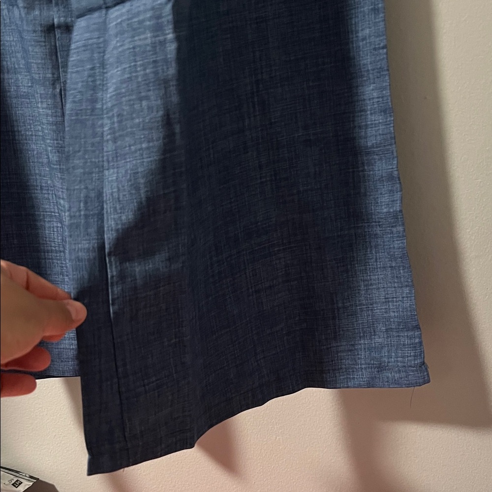 Chic Blue Wide-Leg Pants with Black Striped Waistband - Picture 4 of 5